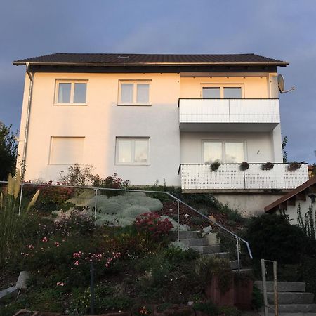 Ferienwohnung Mit 3 Schlafzimmern, Erdgeschoss, Zentral فرايونغ المظهر الخارجي الصورة