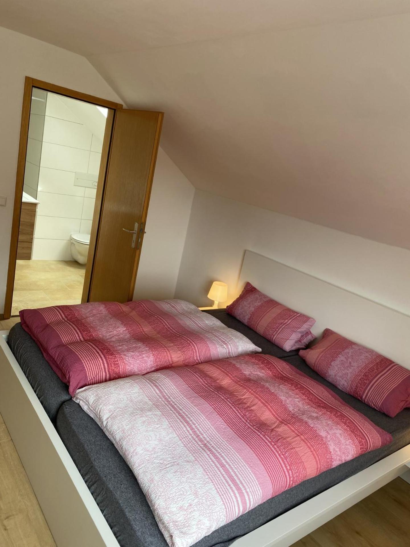 Ferienwohnung Mit 3 Schlafzimmern, Erdgeschoss, Zentral فرايونغ الغرفة الصورة